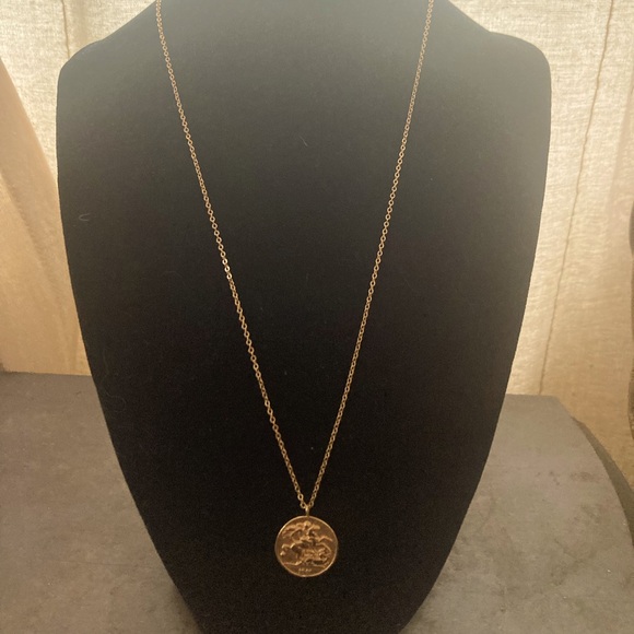 Gold color necklace with coin pendant - Picture 1 of 5